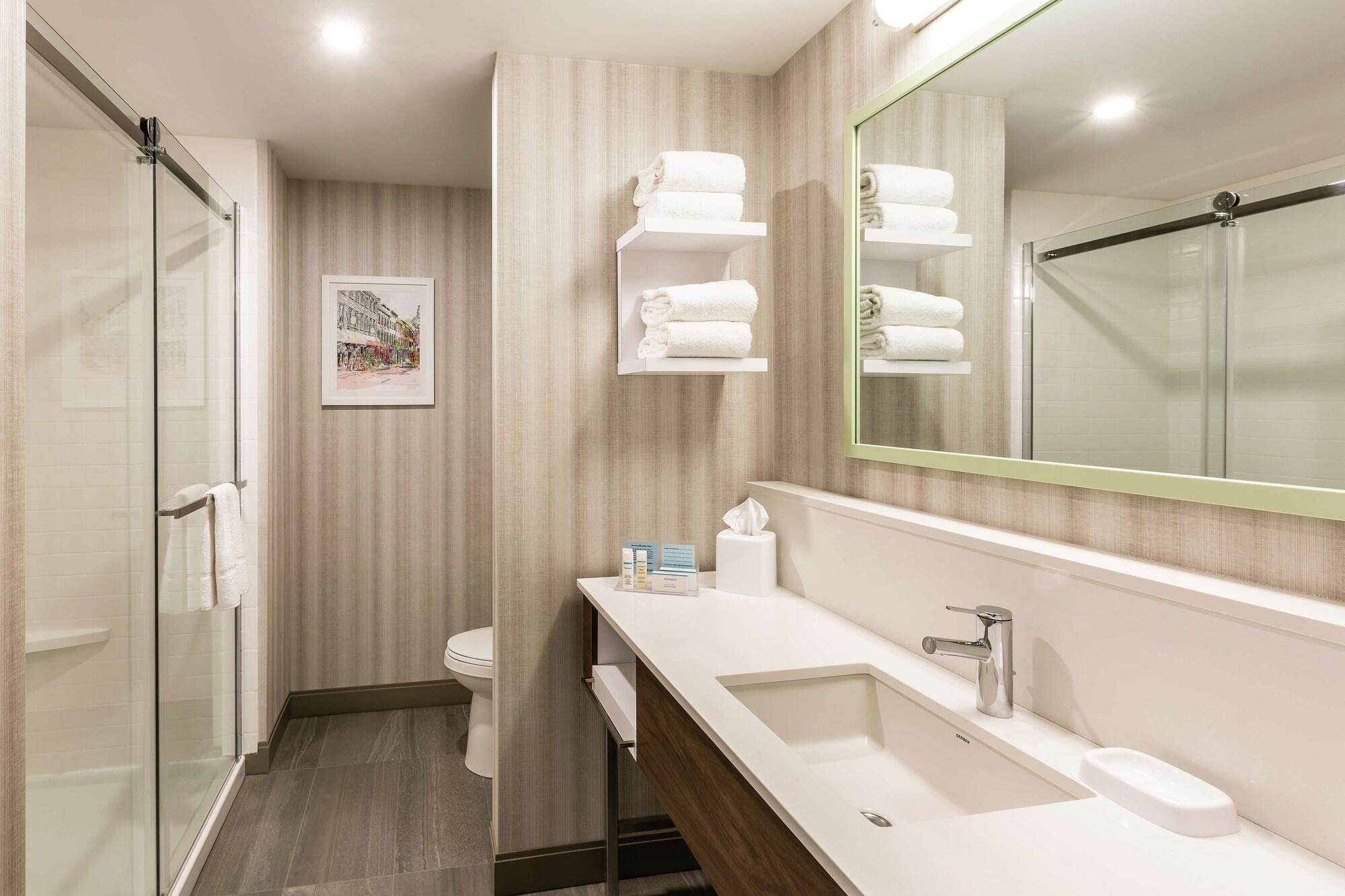 Hampton Inn & Suites By Hilton Quebec - Beauport Ngoại thất bức ảnh