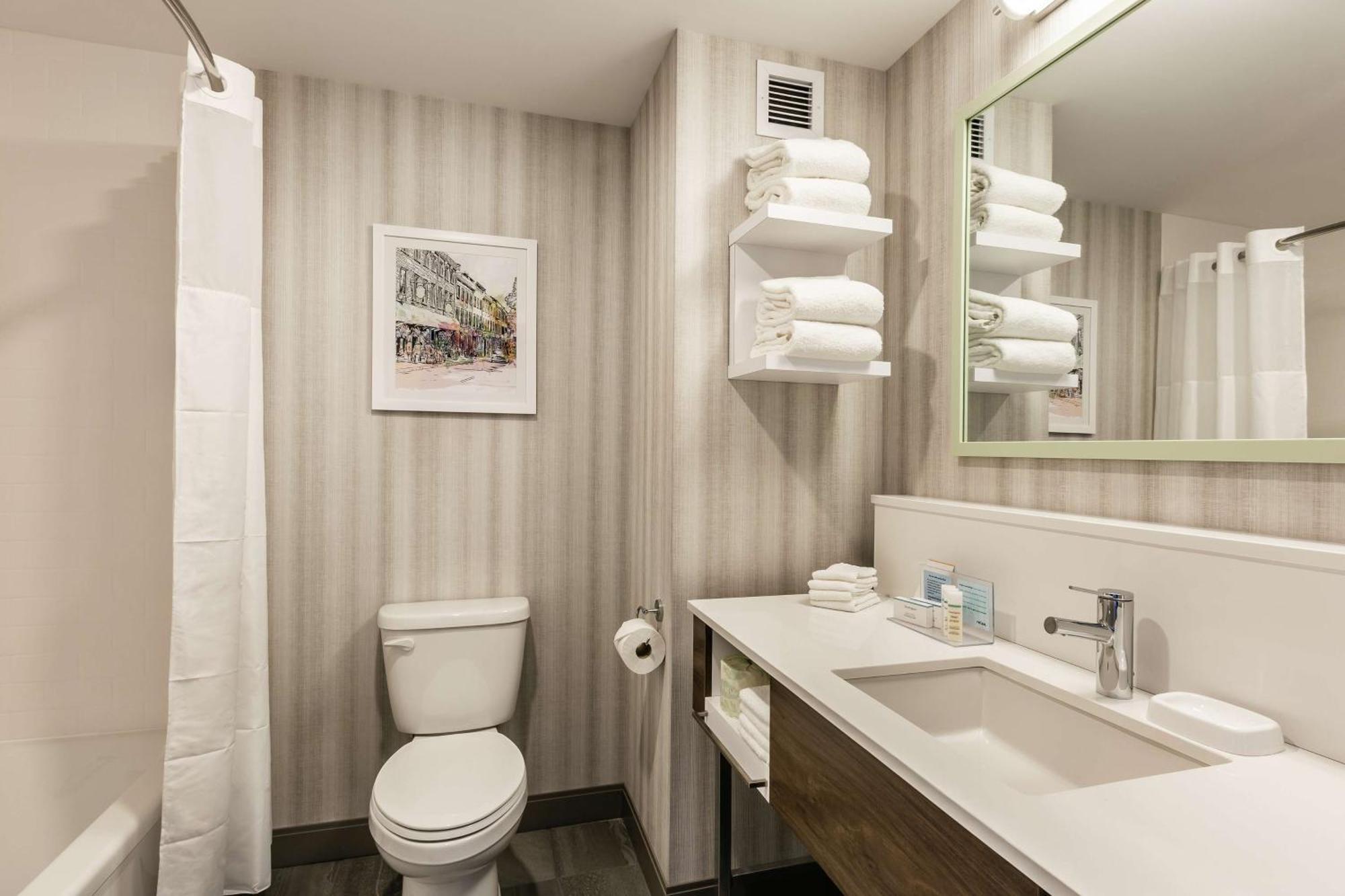 Hampton Inn & Suites By Hilton Quebec - Beauport Ngoại thất bức ảnh