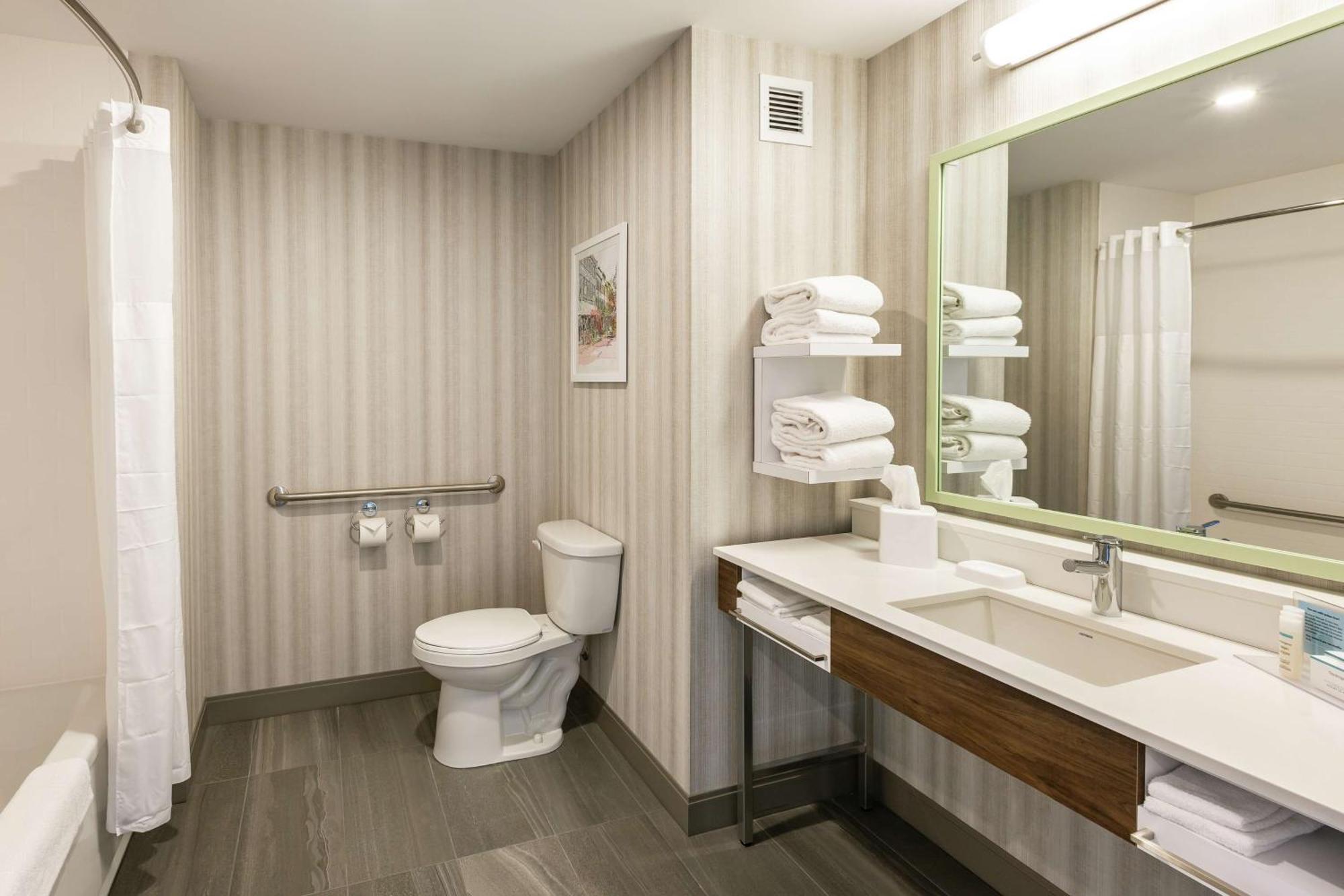 Hampton Inn & Suites By Hilton Quebec - Beauport Ngoại thất bức ảnh