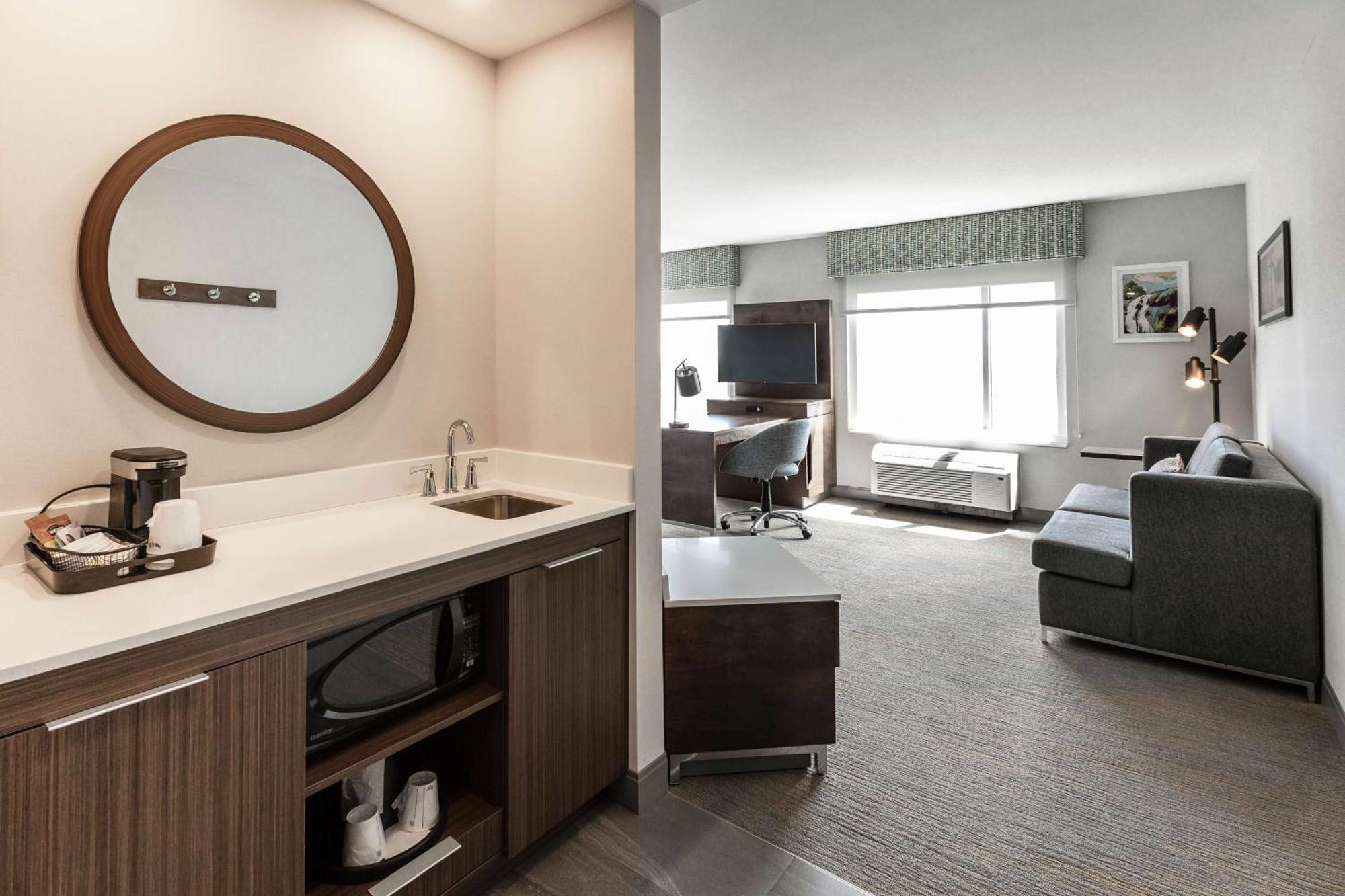Hampton Inn & Suites By Hilton Quebec - Beauport Ngoại thất bức ảnh